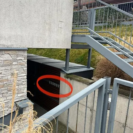 Palava Eu 11 *