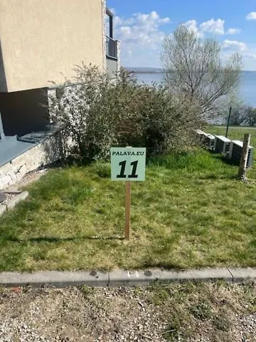Palava Eu 11 Apartmán *